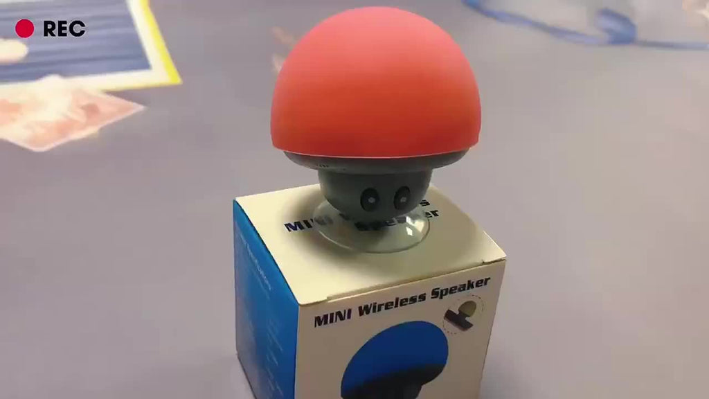 1pc Cute Little Mushroom Head Portable Wireless Speaker, Can Be Used As A Mobile Phone Stand, Small And Delicate And Fall-Proof, Suction Cup Suction Is Excellent, Mini Cartoon Mushroom Head Speaker Gift